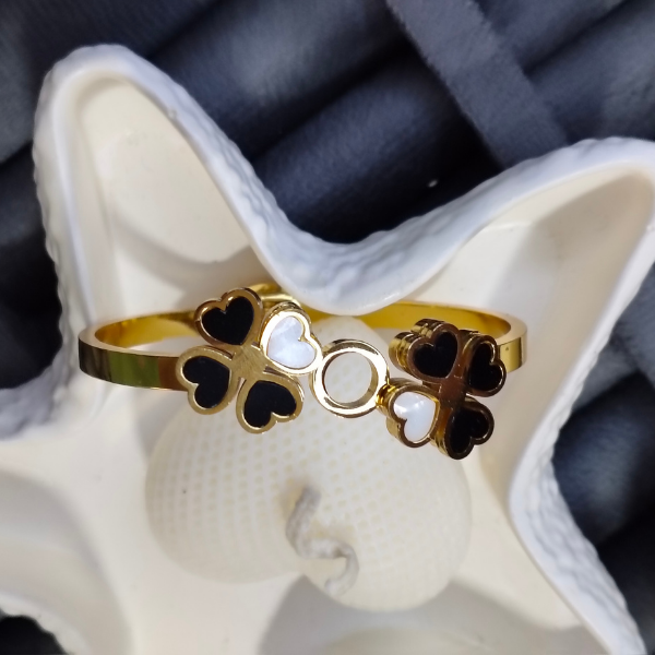 Trendy Kids Bracelet – 18K Gold Plated, Anti-Tarnish, Waterproof, Everyday Minimalist Jewelry (GOLD)