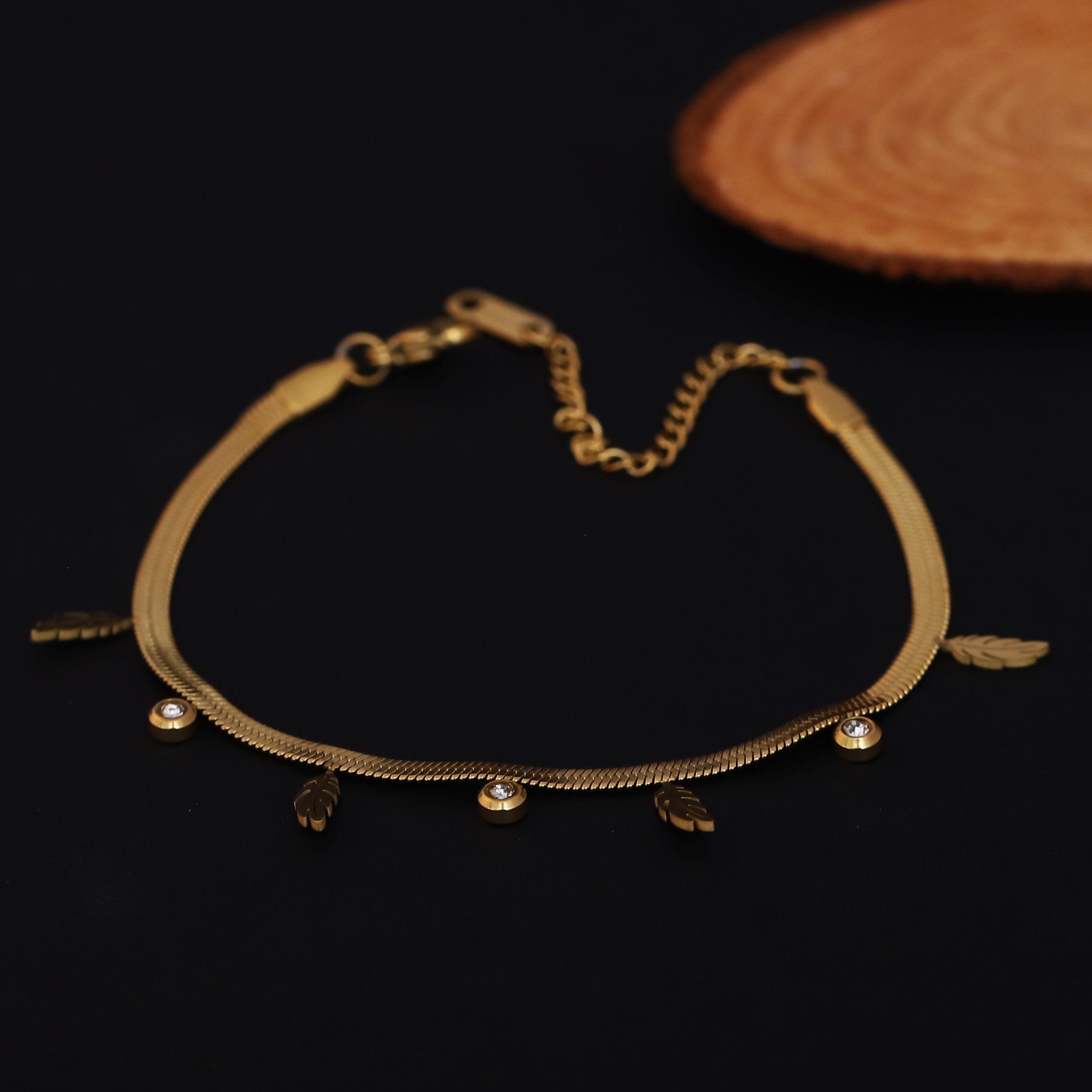 Boho Charm Chain Bracelet Gold Plated – Single Layer, Anti-Tarnish, Waterproof, Minimalist Style (GOLD)