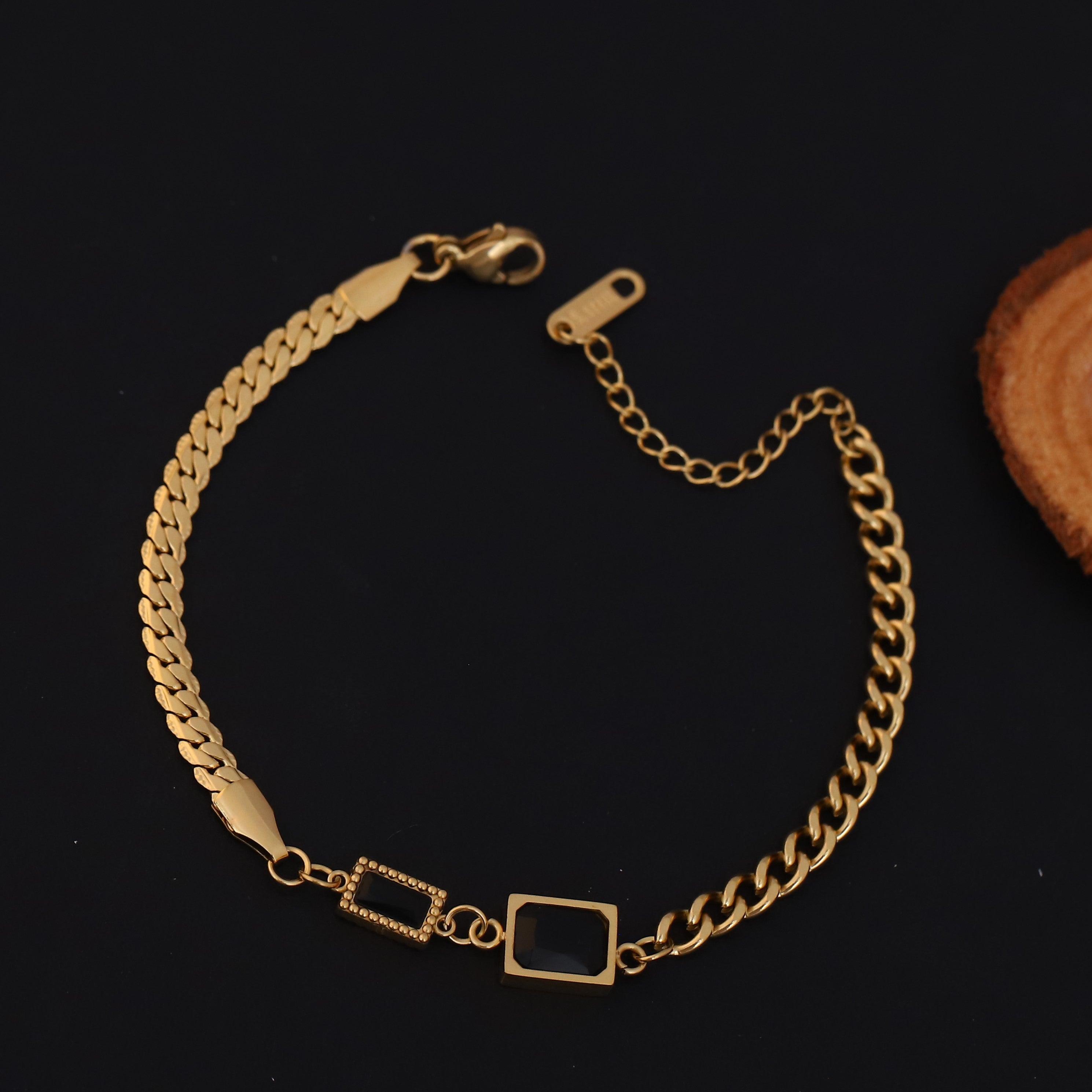 Charms Green Stones Chain Bracelet Gold Plated – Single Layer, Anti-Tarnish, Waterproof (GOLD)