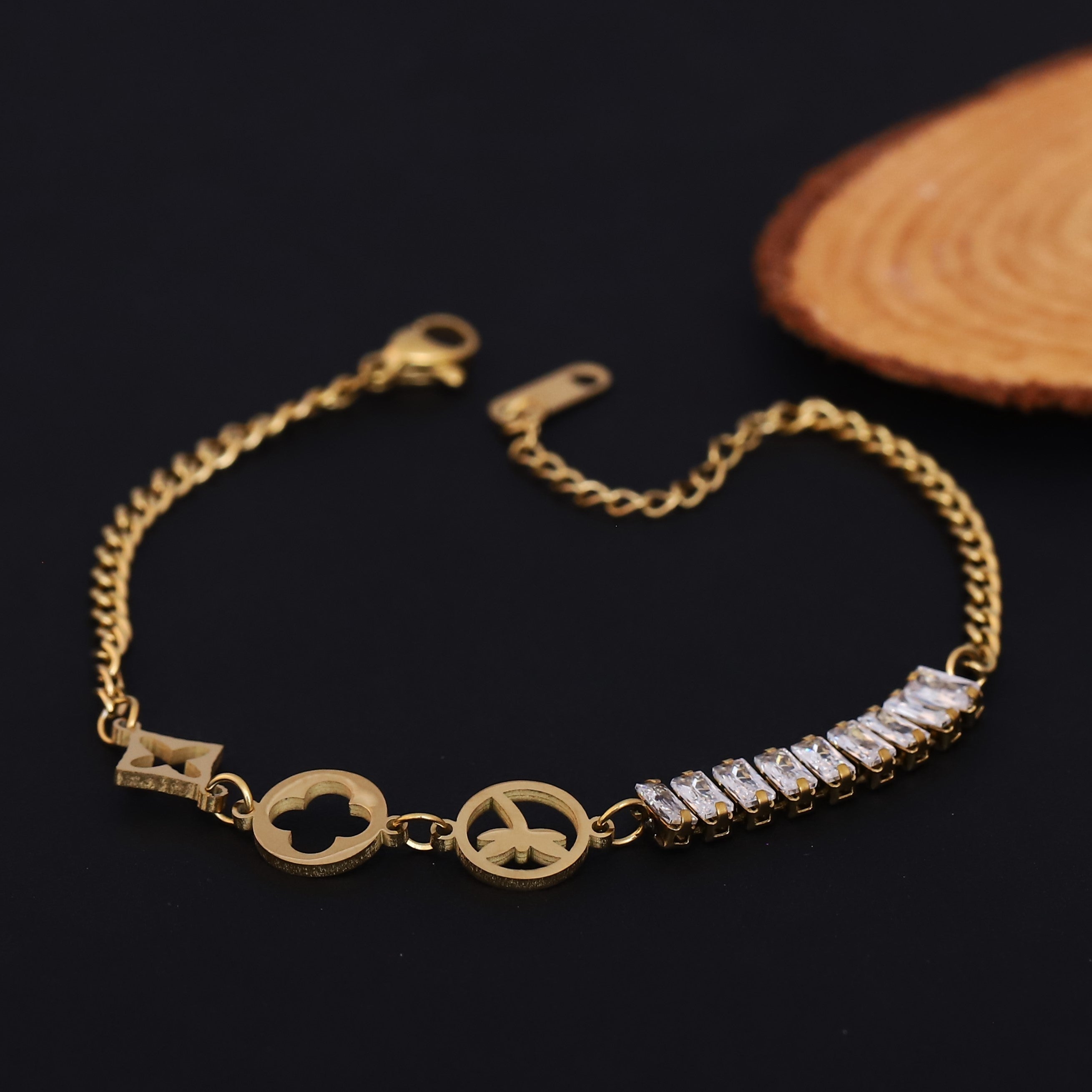 White Stones Chain Bracelet Gold Plated – Single Layer, Anti-Tarnish, Waterproof, Minimalist Style (GOLD)
