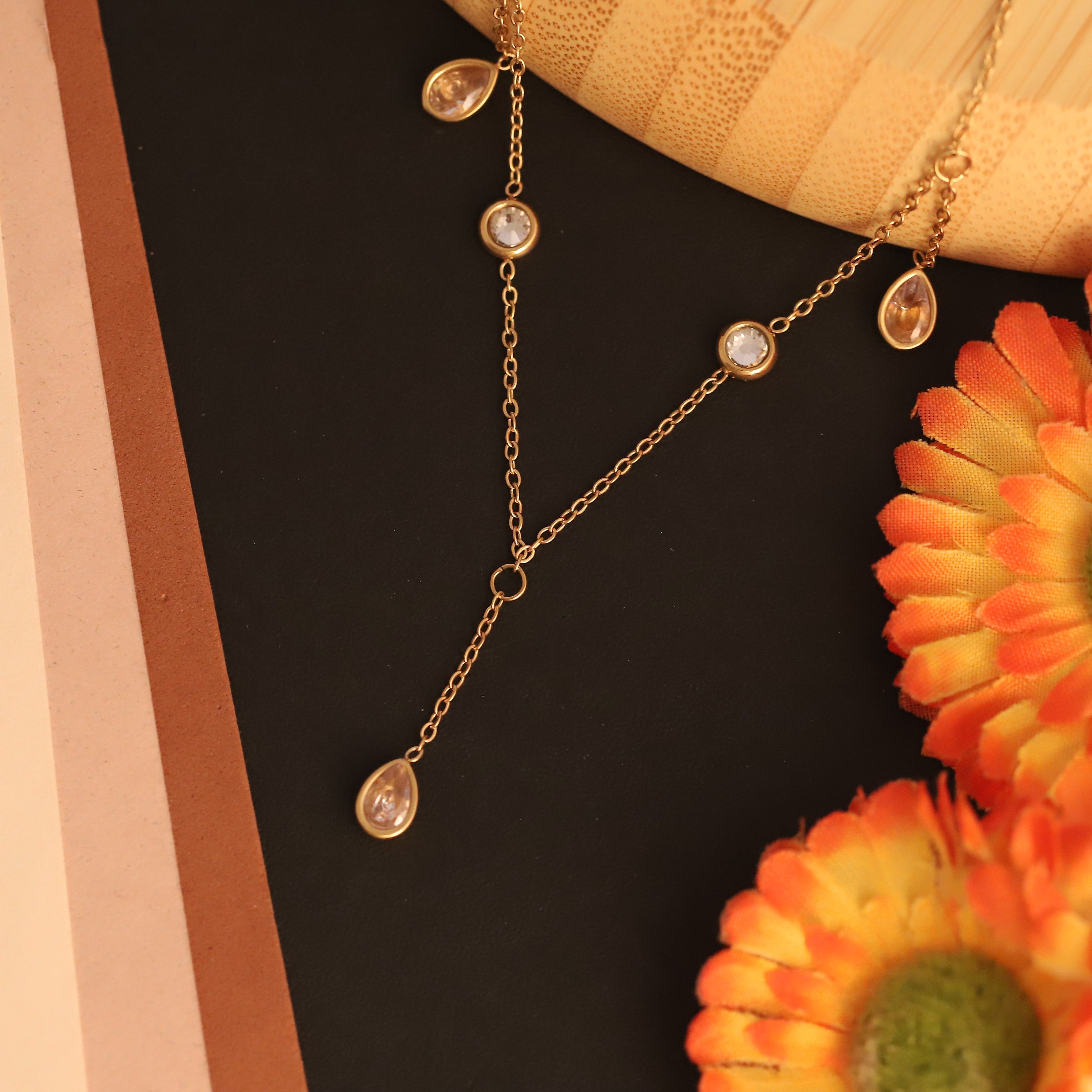Trendy white Stones Chain Gold Plated – Single Layer, Anti-Tarnish, Waterproof, Minimalist Style (GOLD)