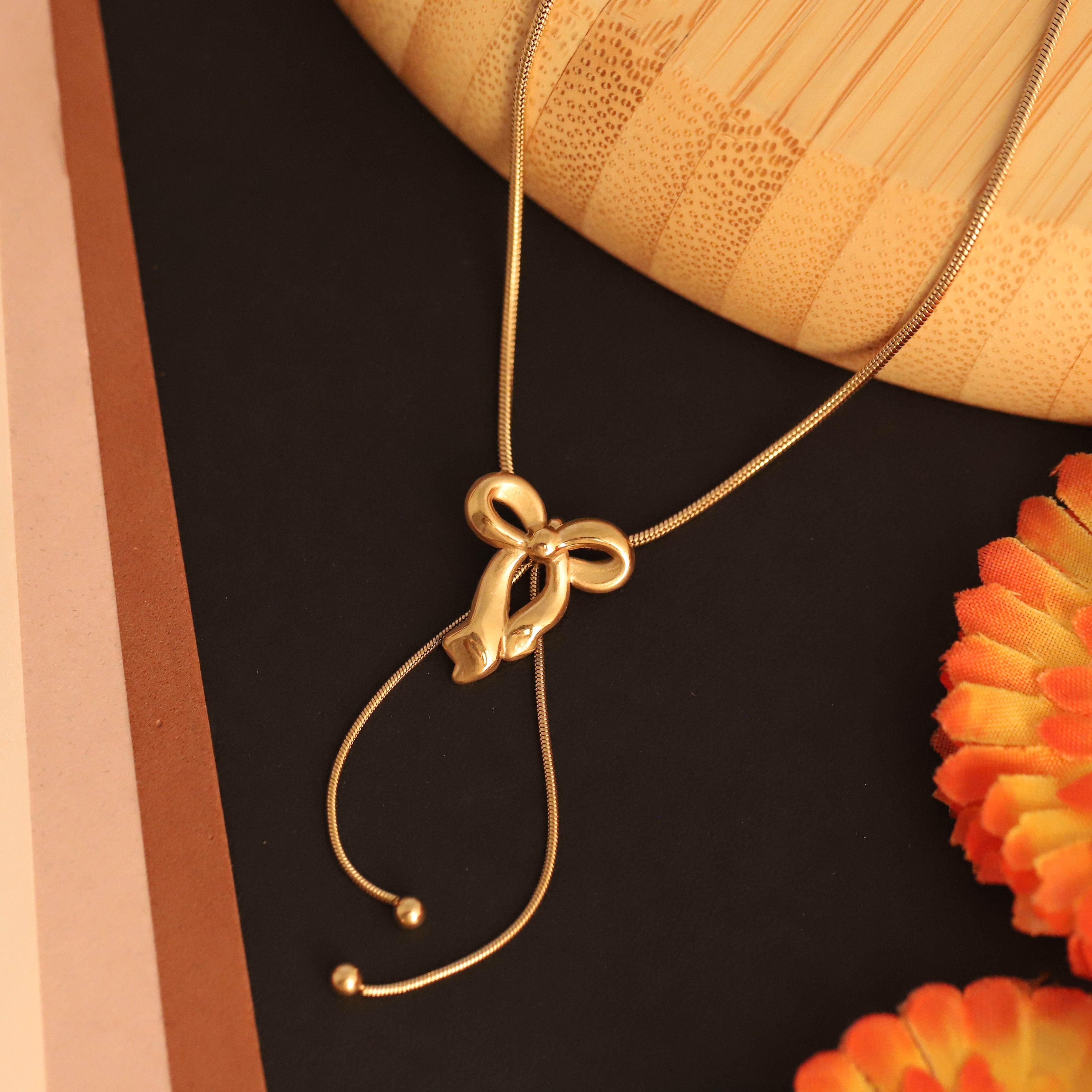 Bow Charm Chain Gold Plated – Single Layer, Anti-Tarnish, Waterproof, Minimalist Style (GOLD)