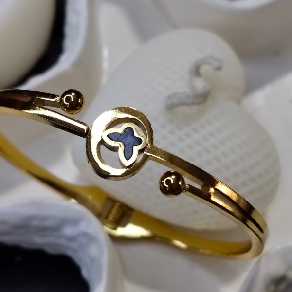 Trendy Kids Bracelet – 18K Gold Plated, Anti-Tarnish, Waterproof, Everyday Minimalist Jewelry (GOLD)