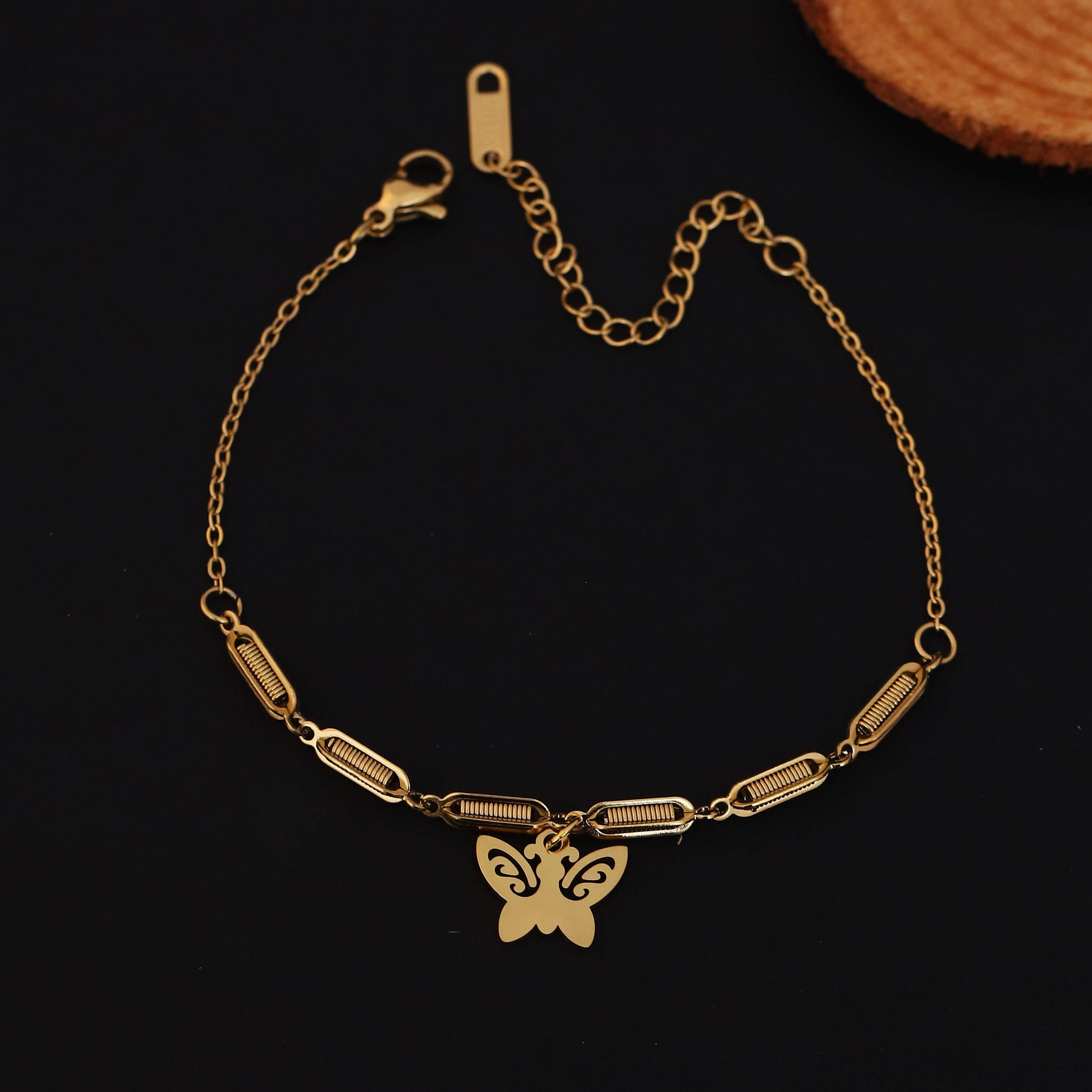 Butterfly Chain Bracelet Gold Plated – Single Layer, Anti-Tarnish, Waterproof(GOLD)