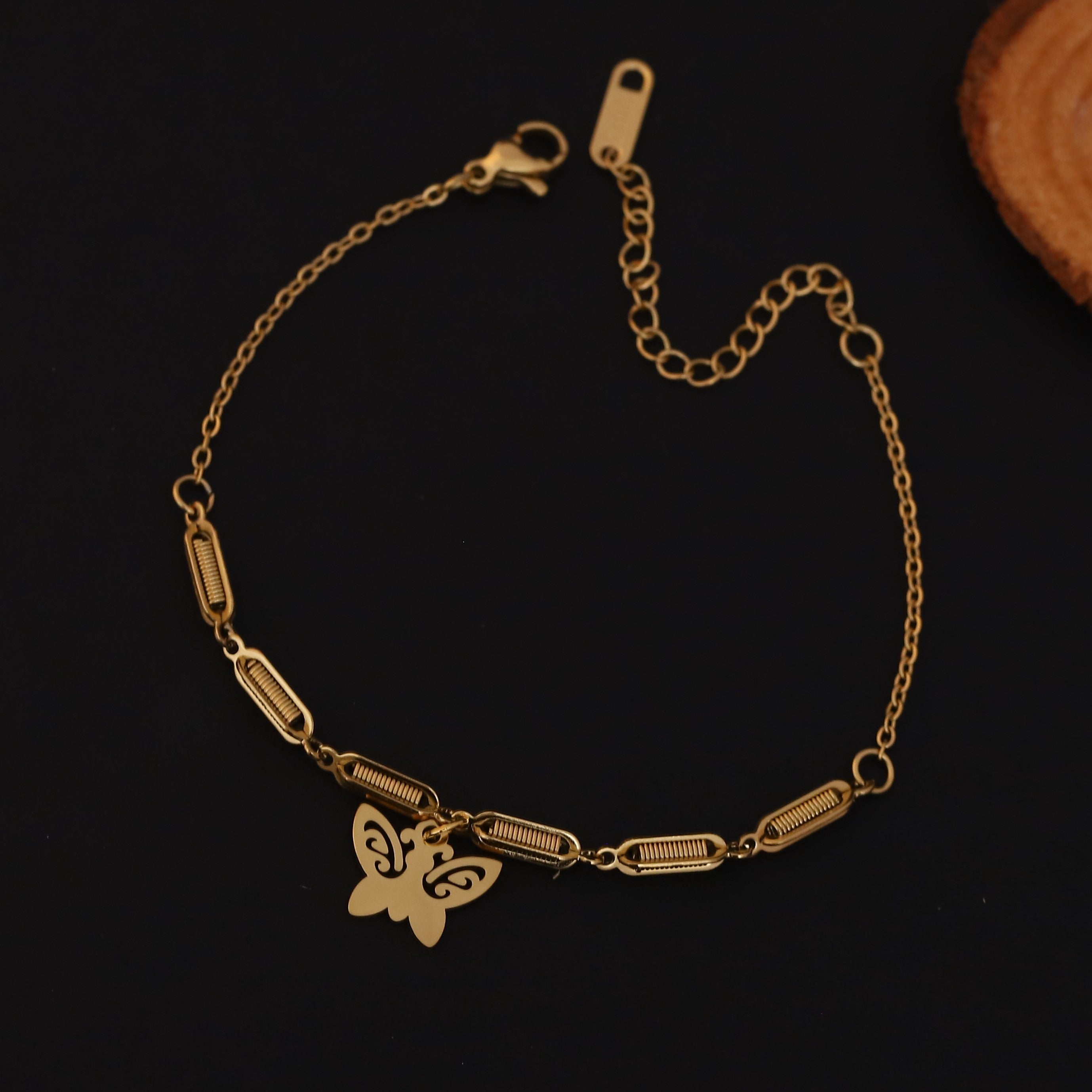 Butterfly Chain Bracelet Gold Plated – Single Layer, Anti-Tarnish, Waterproof(GOLD)