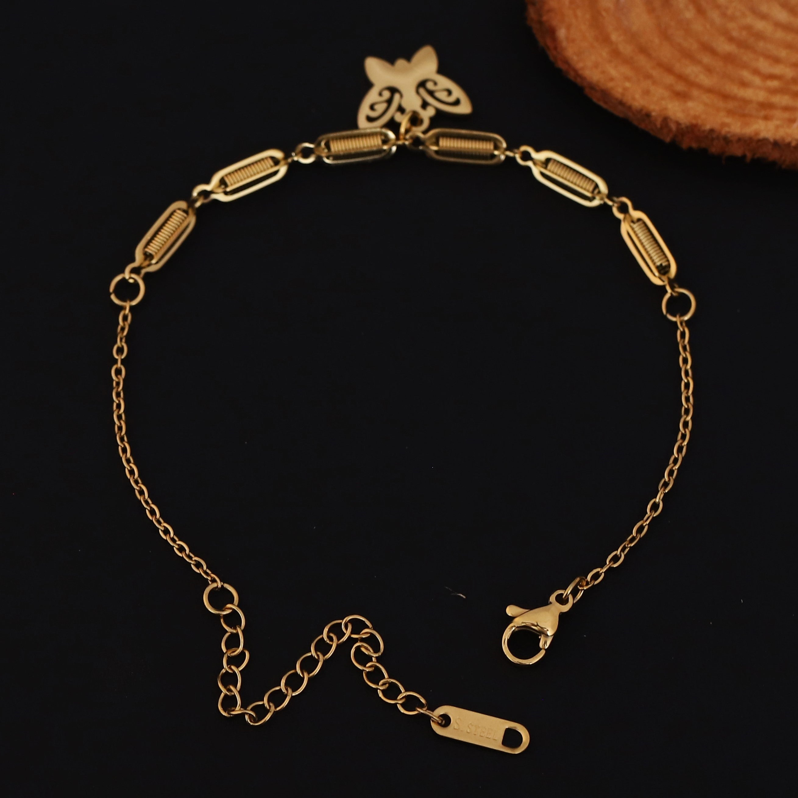 Butterfly Chain Bracelet Gold Plated – Single Layer, Anti-Tarnish, Waterproof(GOLD)
