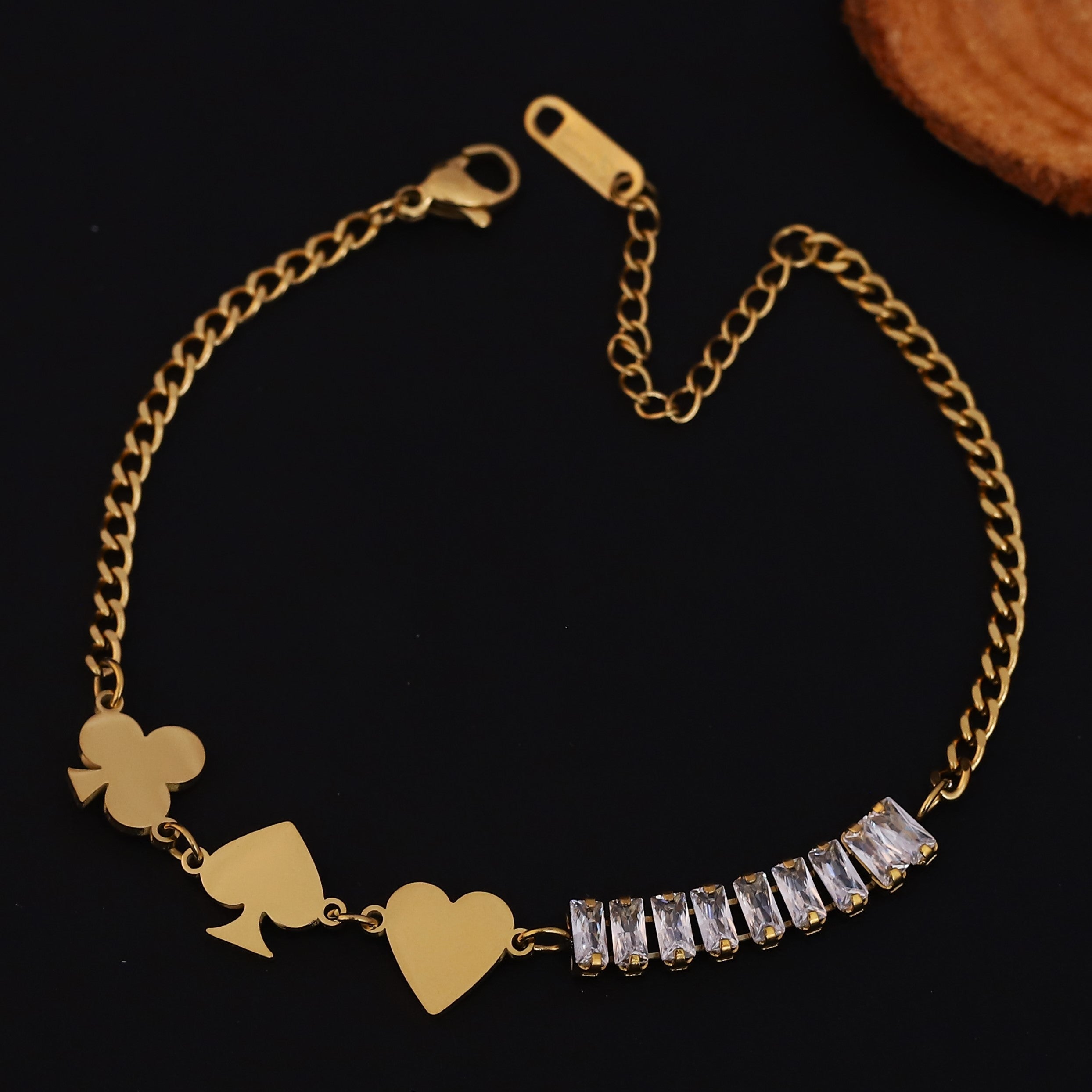 Heart with White Stones Chain Bracelet Gold Plated – Single Layer, Anti-Tarnish, Waterproof, Minimalist Style (GOLD)