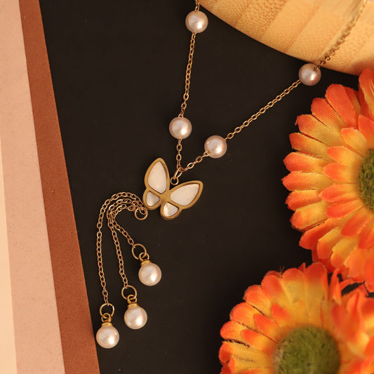 Butterfly Charm Pearl Chain Gold Plated – Single Layer, Anti-Tarnish, Waterproof, Minimalist Style (GOLD)