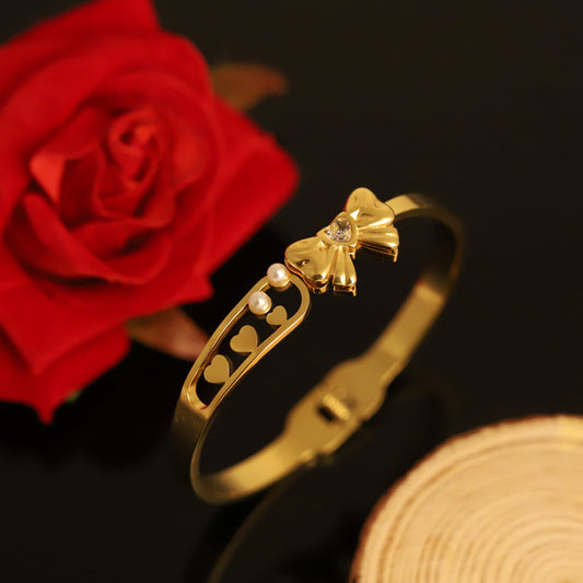 Bow Gold-Plated Stainless Steel Cuff Bracelet – Anti-Tarnish Jewelry for Women & Girls (GOLD)